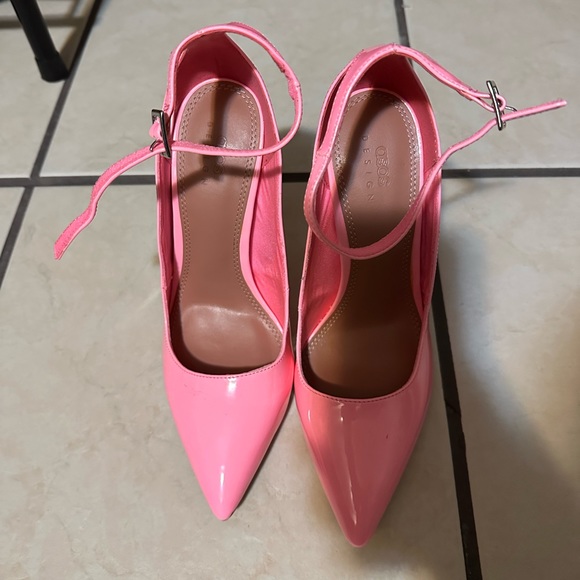 Barbie pink heels / pumps / stiletto NWT never worn 4 inch with ankle strap. - Picture 3 of 5